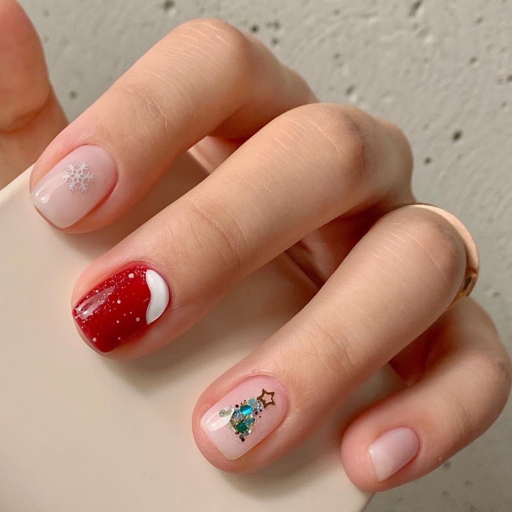 每隻手之都變幻出不同圖案