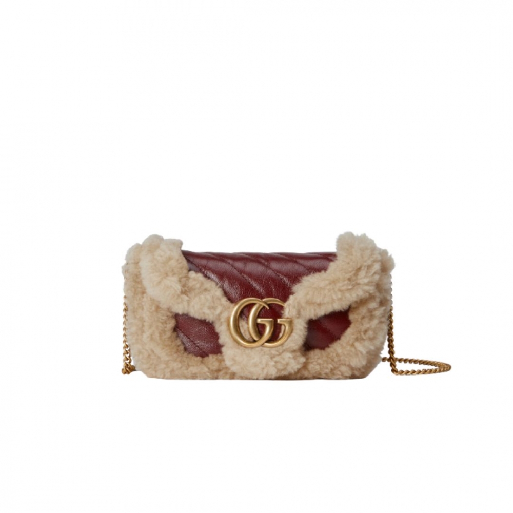 就像在冬天抱著一顆軟綿綿的枕頭：精選8款秋冬必備的毛茸茸手袋9