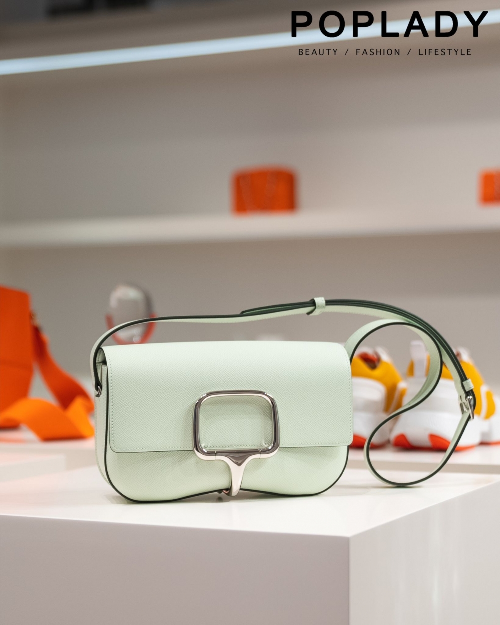 高級傳統的非凡工藝與內斂設計結合。