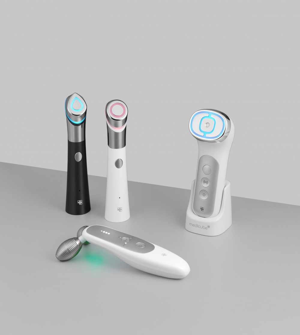 medicubeAge-R Family 4位成分各具不同功效,不用心大心細,全套入手!