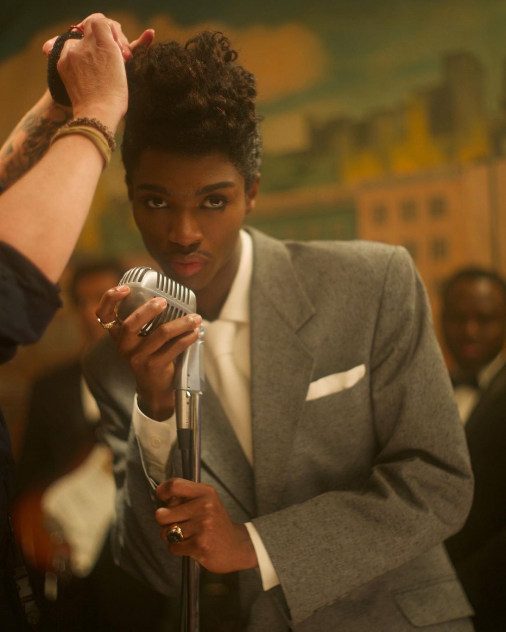 他在電影《Elvis》的電影中也有精彩的演出。