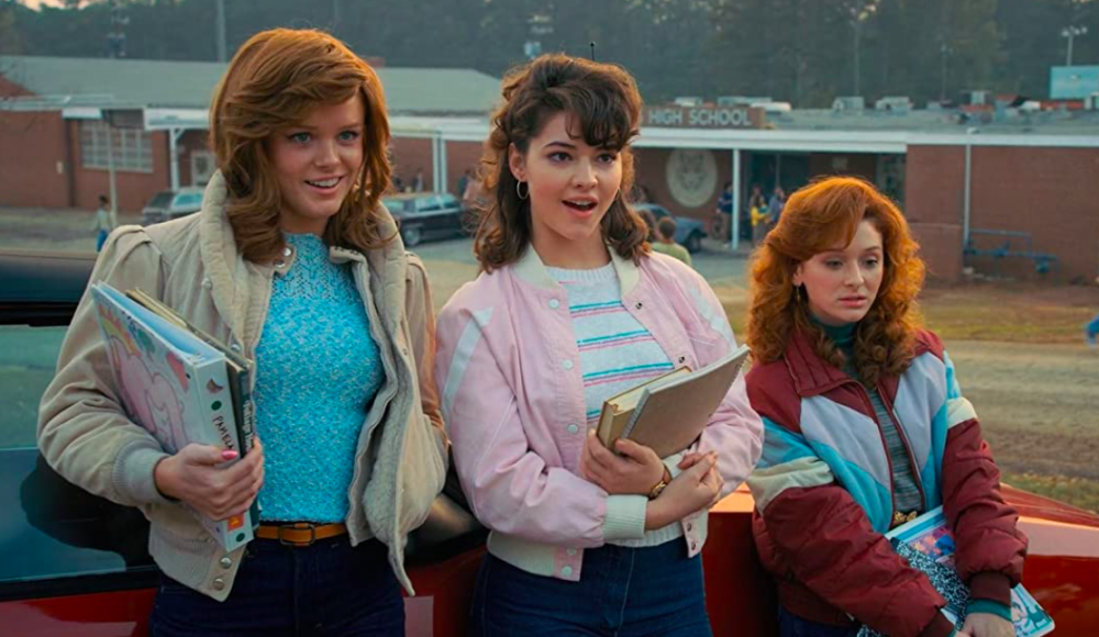 曾在人氣影集Netflix《Stranger Things》演出。