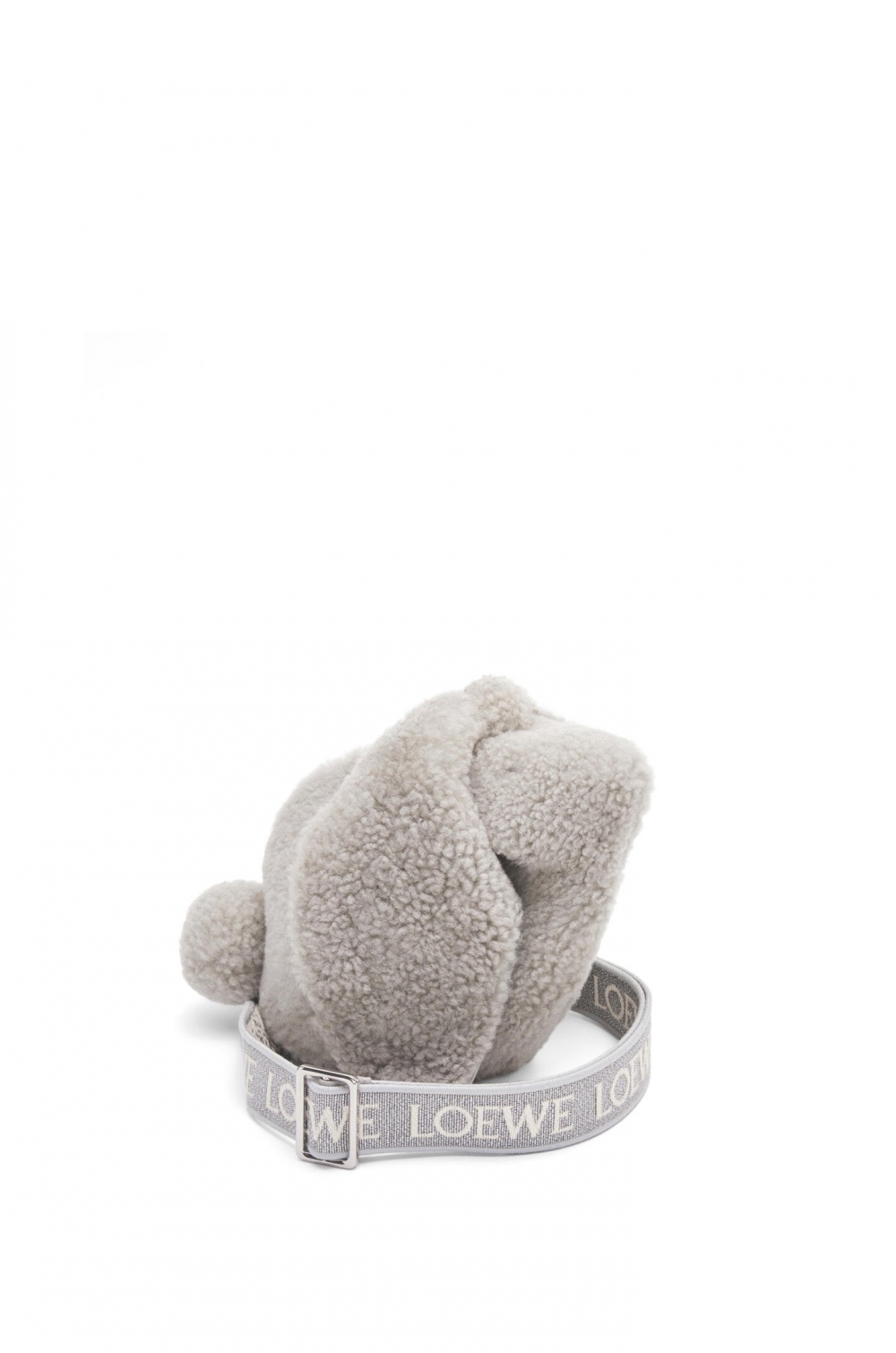 灰色的Bunny Bag in Shearling。