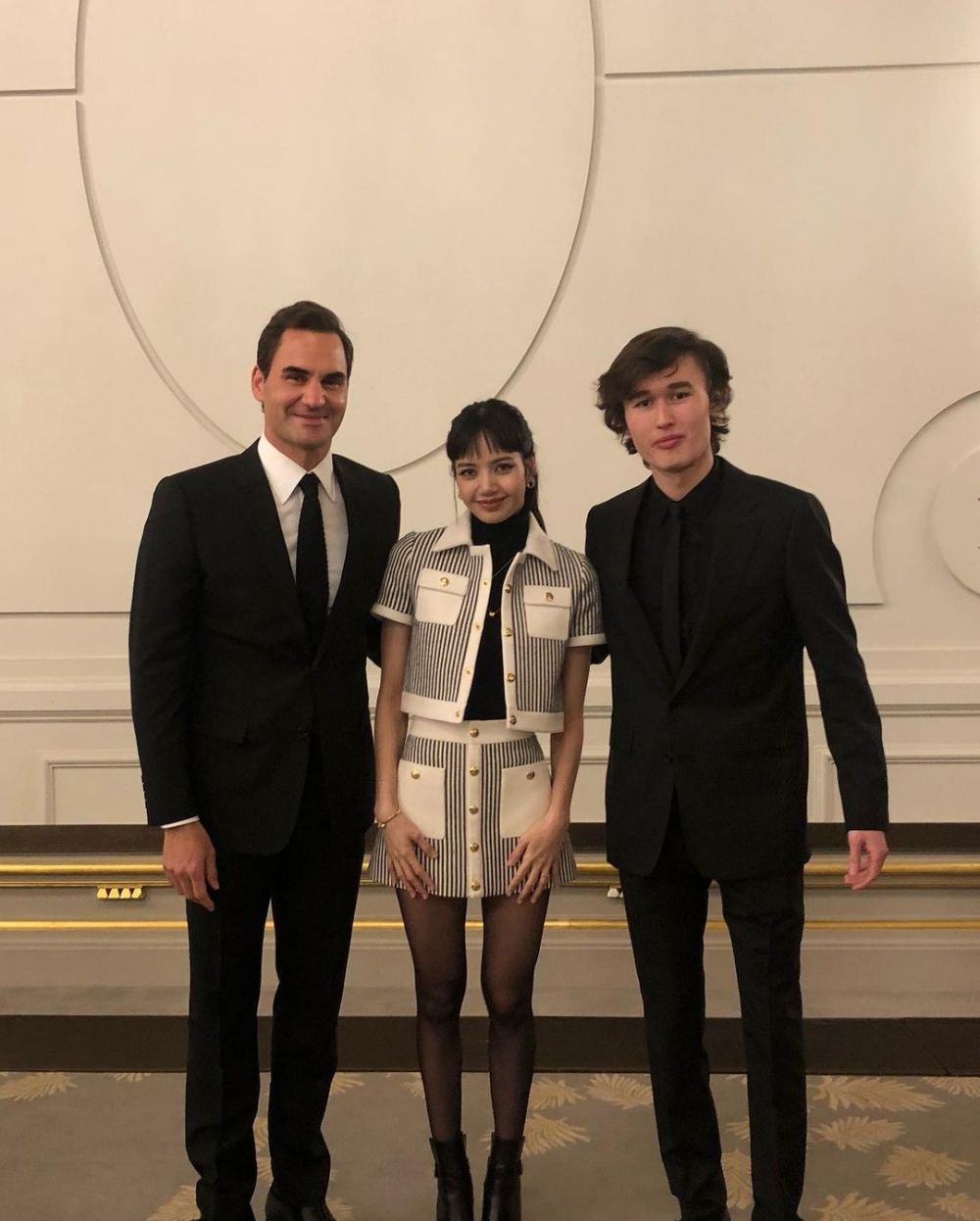 與知名小提琴家Daniel Lozakovich合影