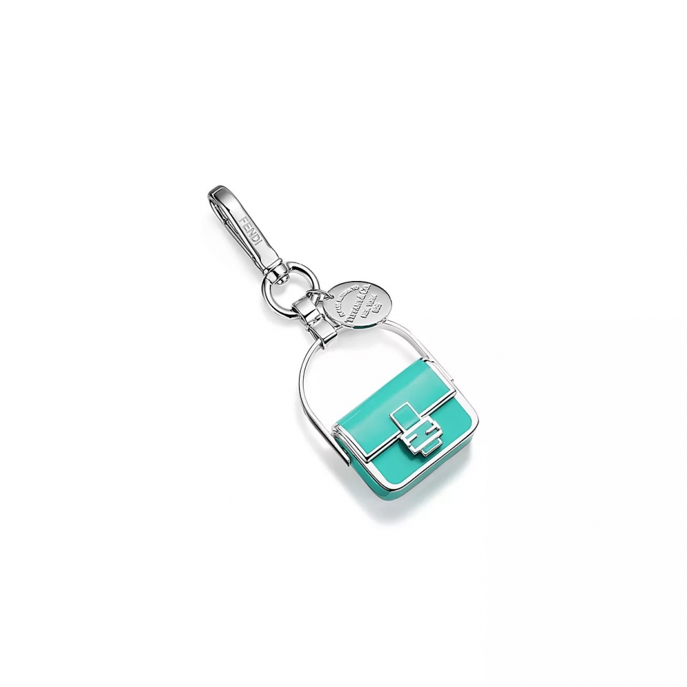 小巧可愛的Pico Baguette Charm。
