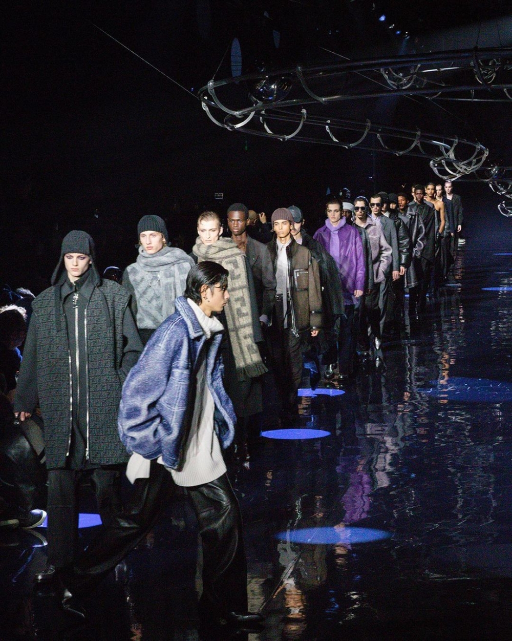 本次的大秀為我們帶來時髦的設計。