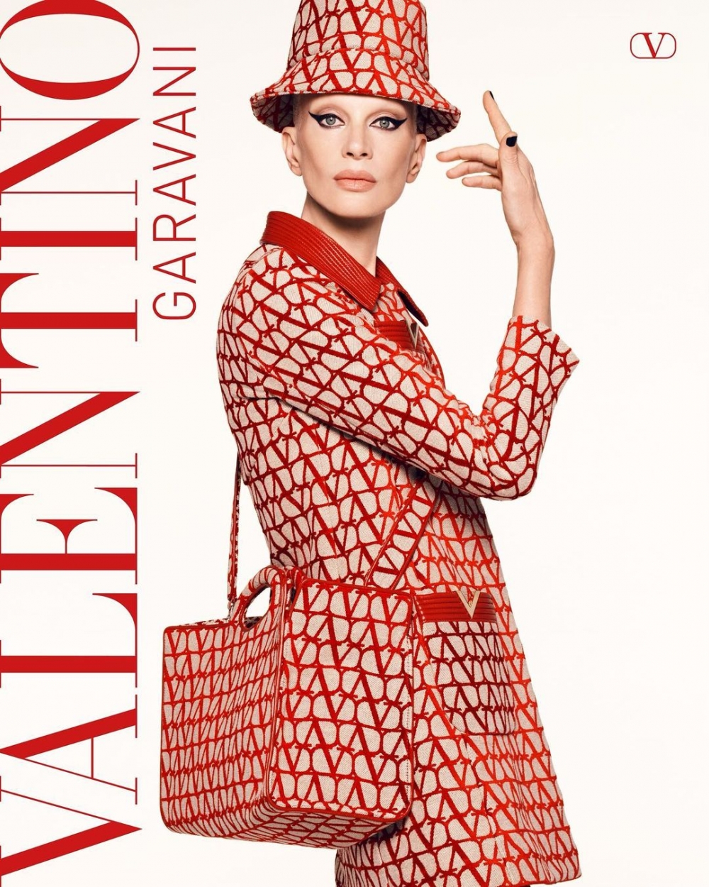 Kristen McMenamy為Valentino拍攝Toile Iconographe 2022廣告大片。