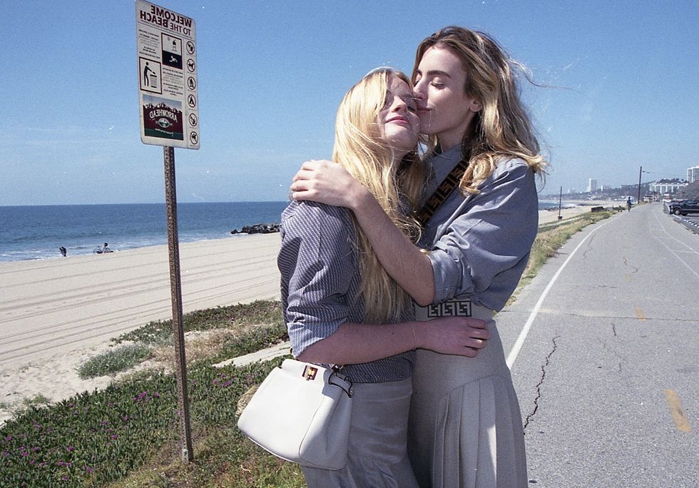 Esther Rose曾與姊姊一同出鏡FENDI廣告