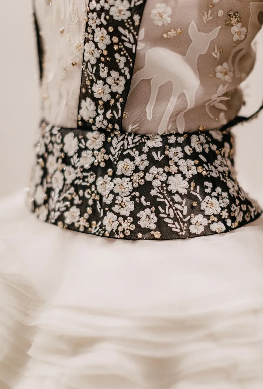 本季系列刺繡作品皆以動物為主題。