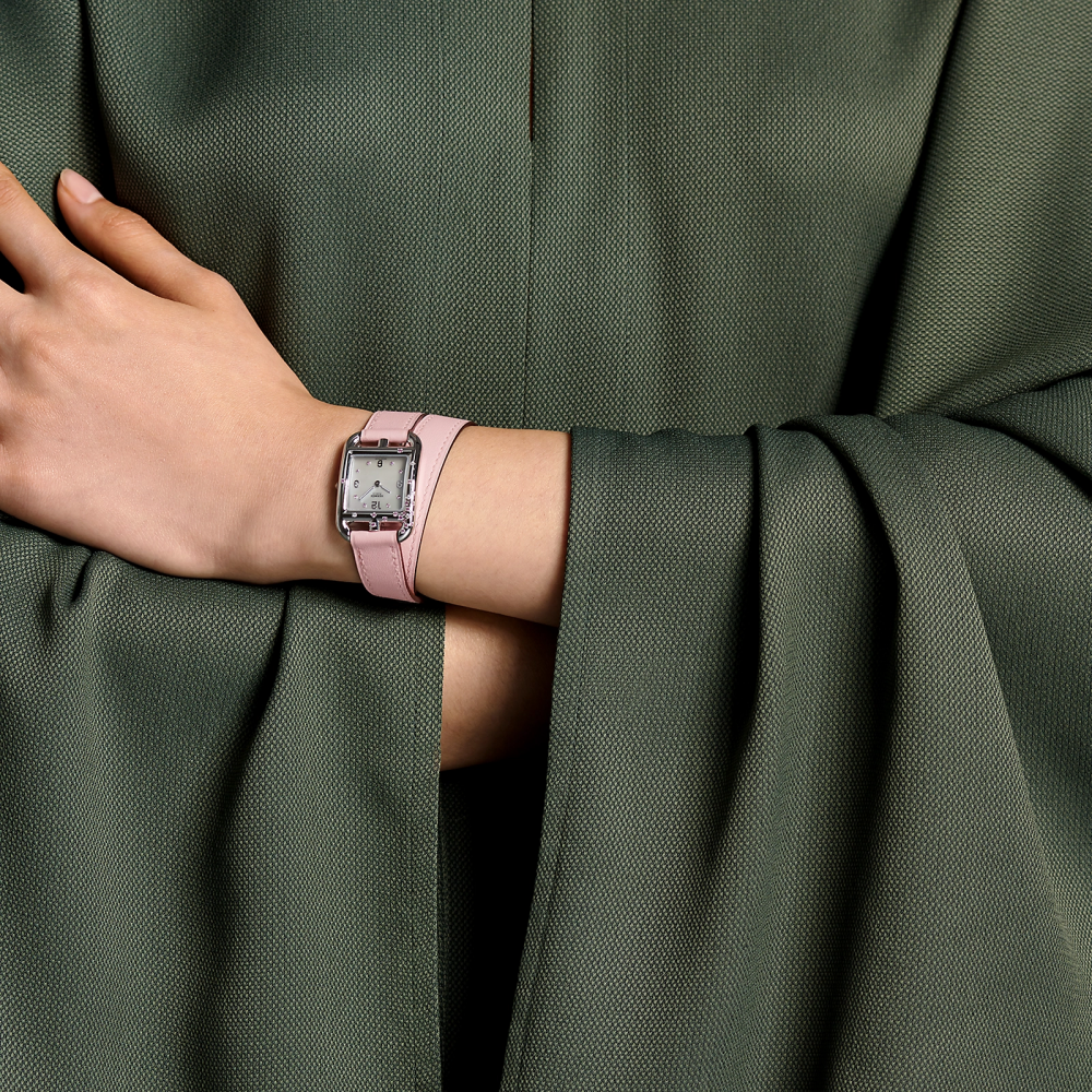 櫻花粉色Swift小牛皮快拆錶帶昇華優雅格調