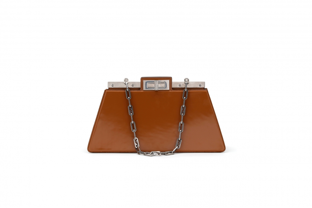 中型款式Peekaboo Cut棕色皮革包款