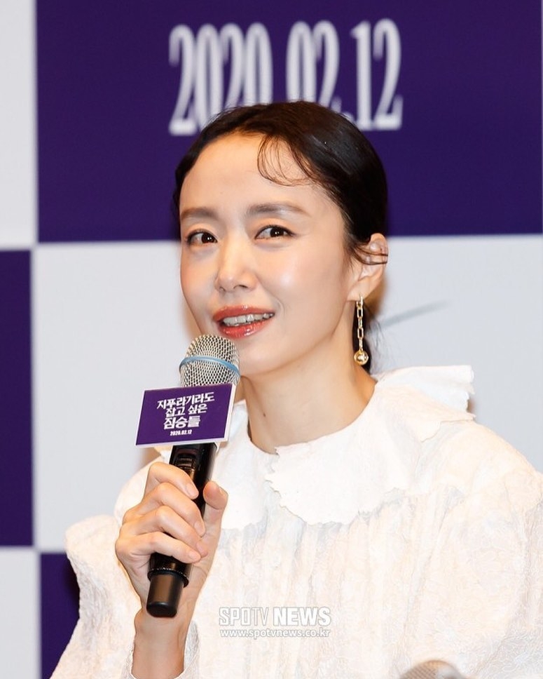 對於年華逝去，全度妍從不介意，一切自然就好。