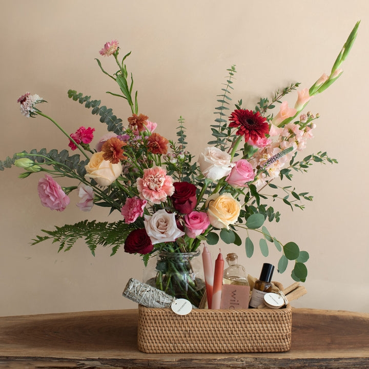 Bohemian Flame Sanctuary Gift Set。