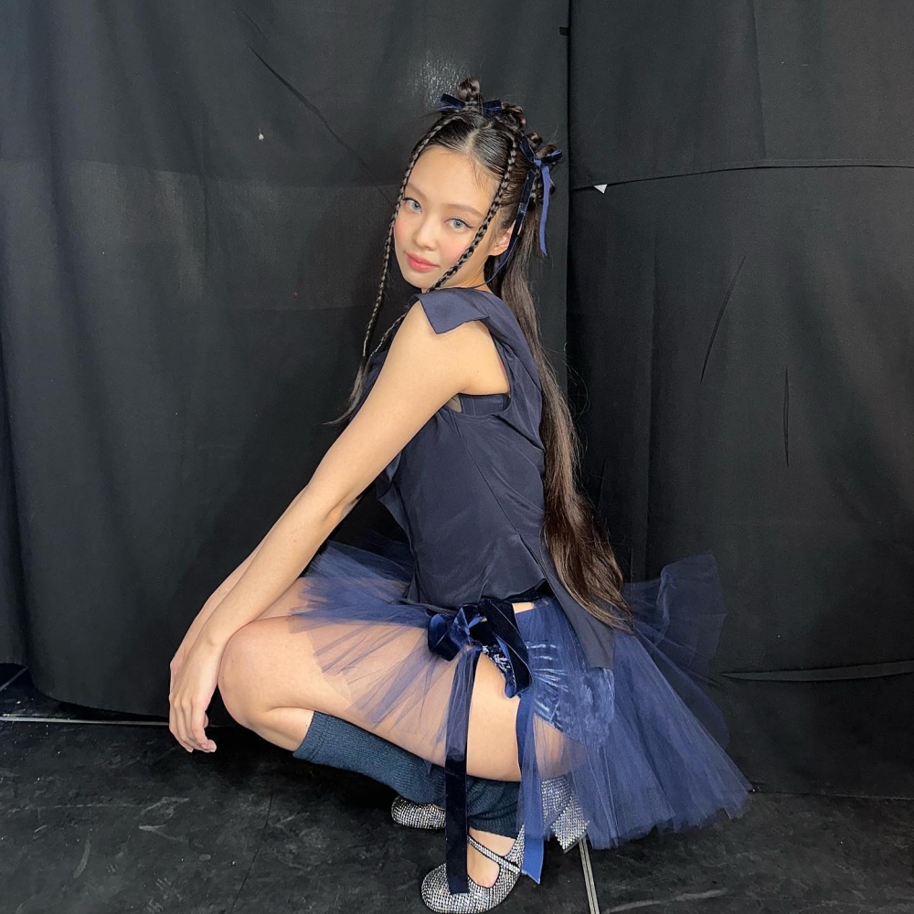 演唱會上Jennie多以芭蕾舞造型現身