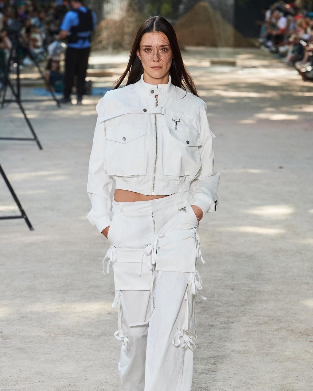 一股由內而外散發的魅力總讓人想看著她