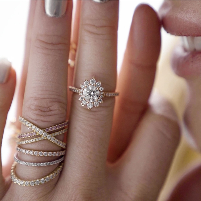 獨特的橢圓形視覺效果