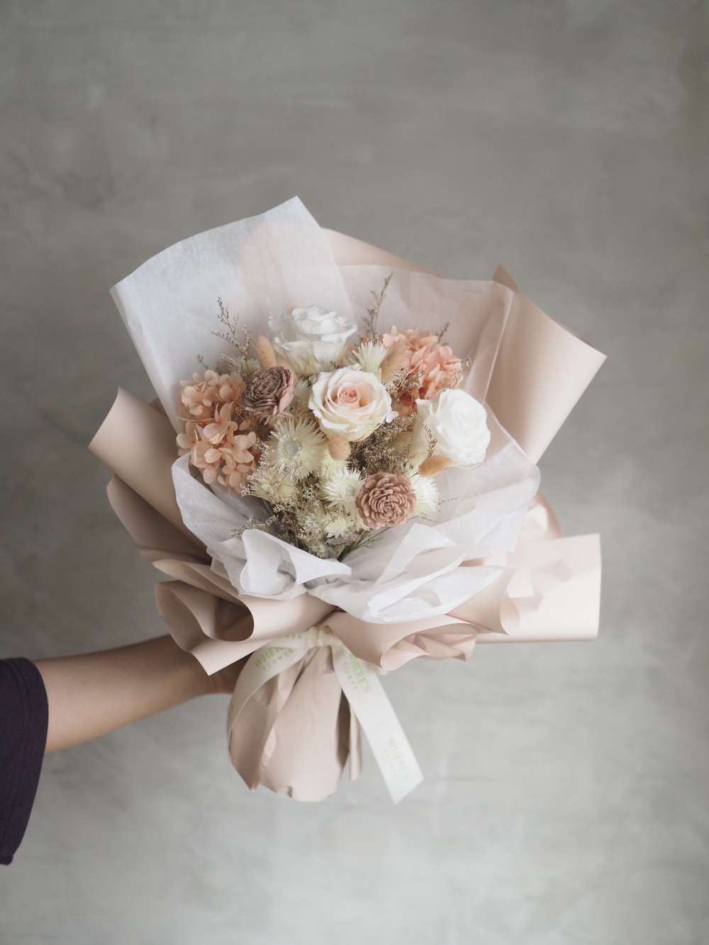 情人節限定乾燥永生花束_浪漫粉白永生花束。