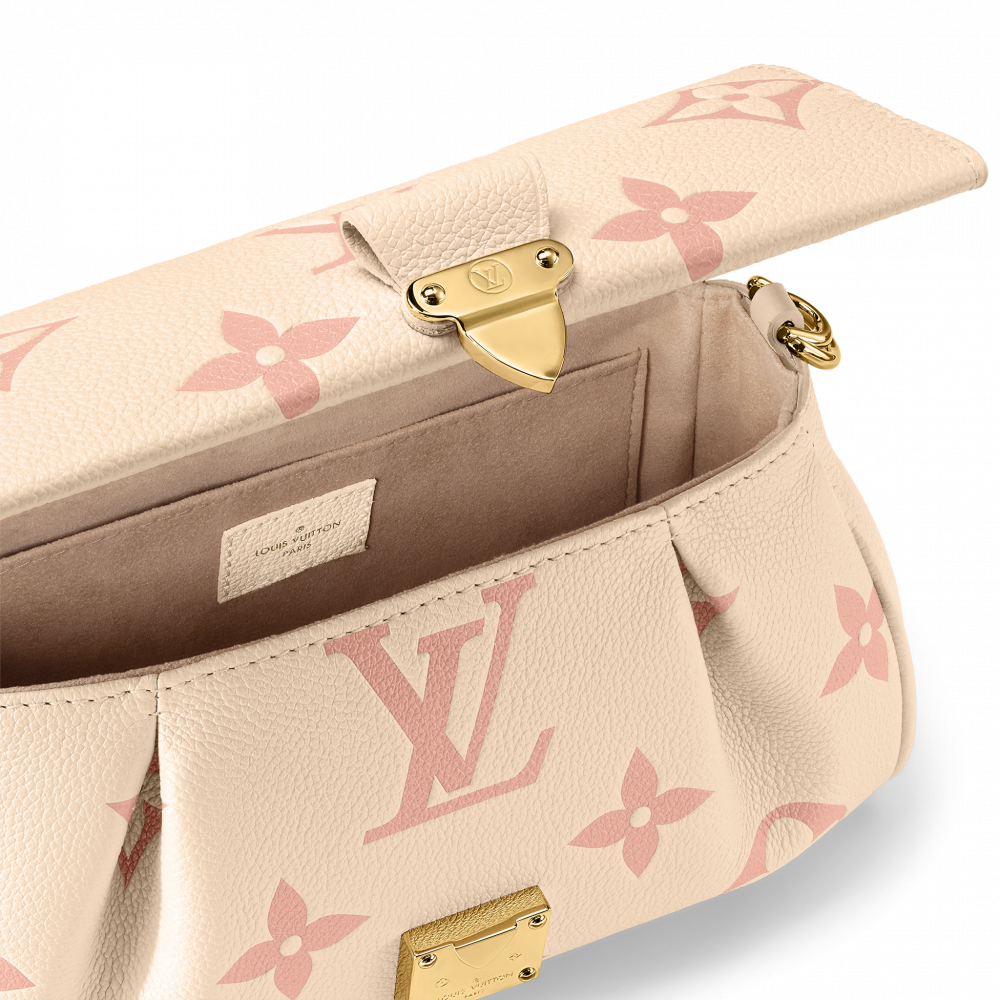 內襯以微纖維襯裡,並附有內貼袋