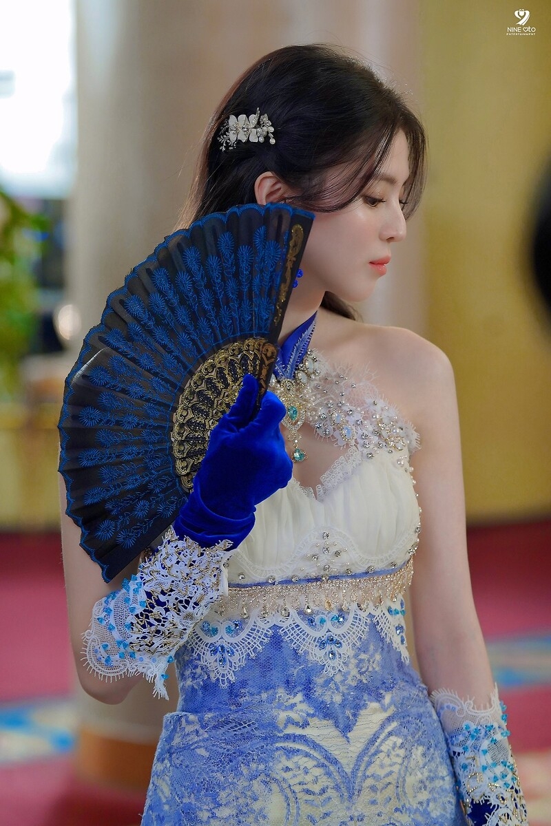 Kakao Page  《惡女是懸絲木偶》的宣傳片拍攝