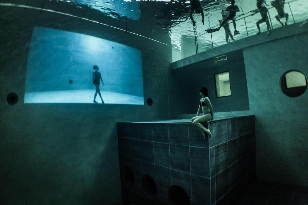 水中舞蹈《AMA》象徵女性們的團結