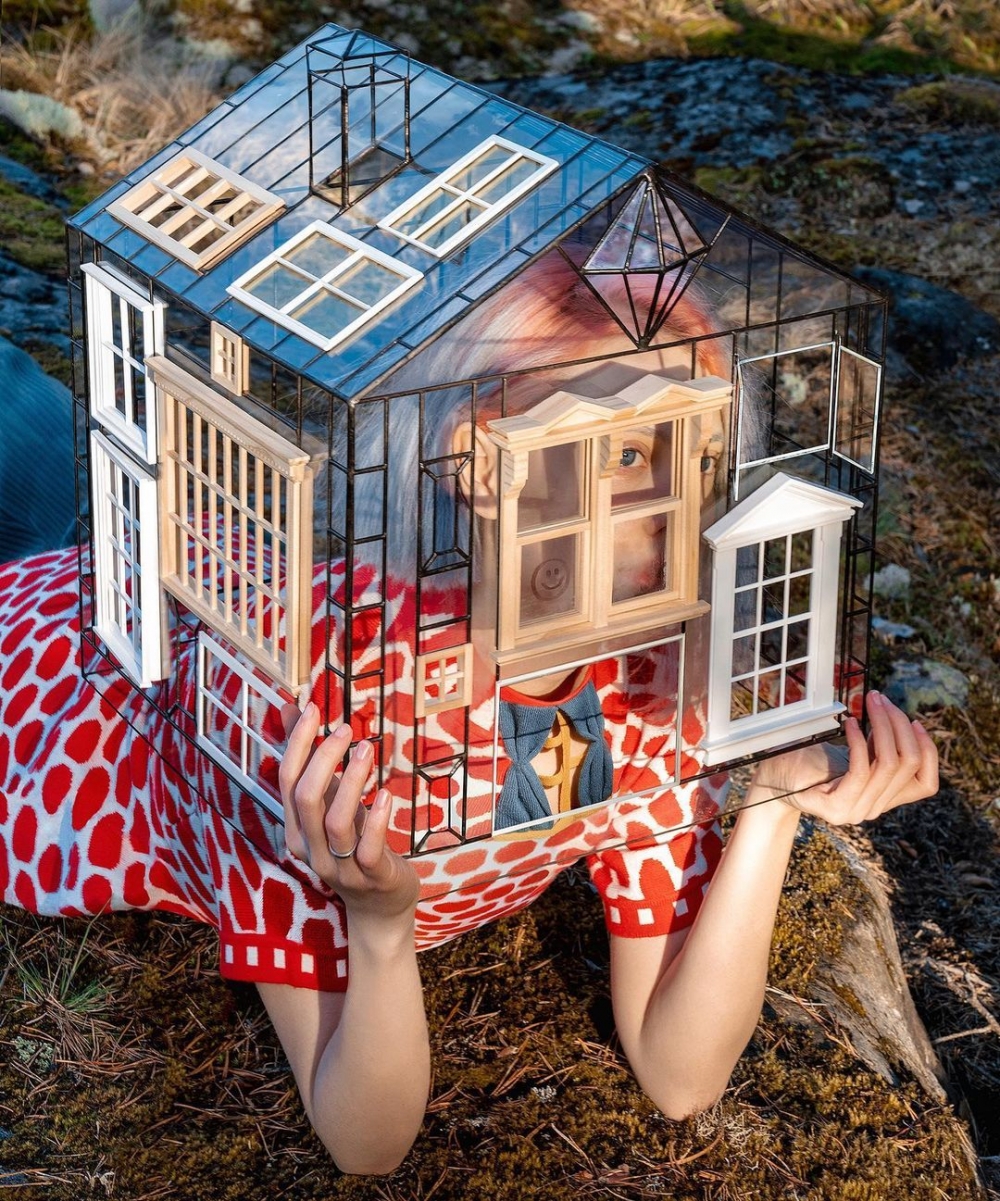 Ellen Sheidlin的作品有著濃烈繽紛的高調色彩