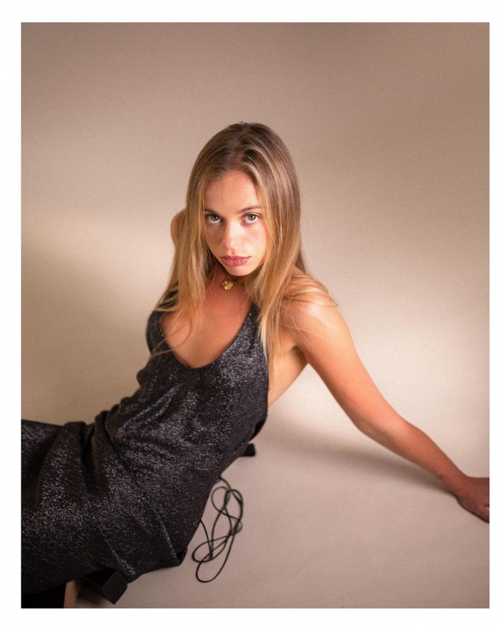 給人自信摩登的印象