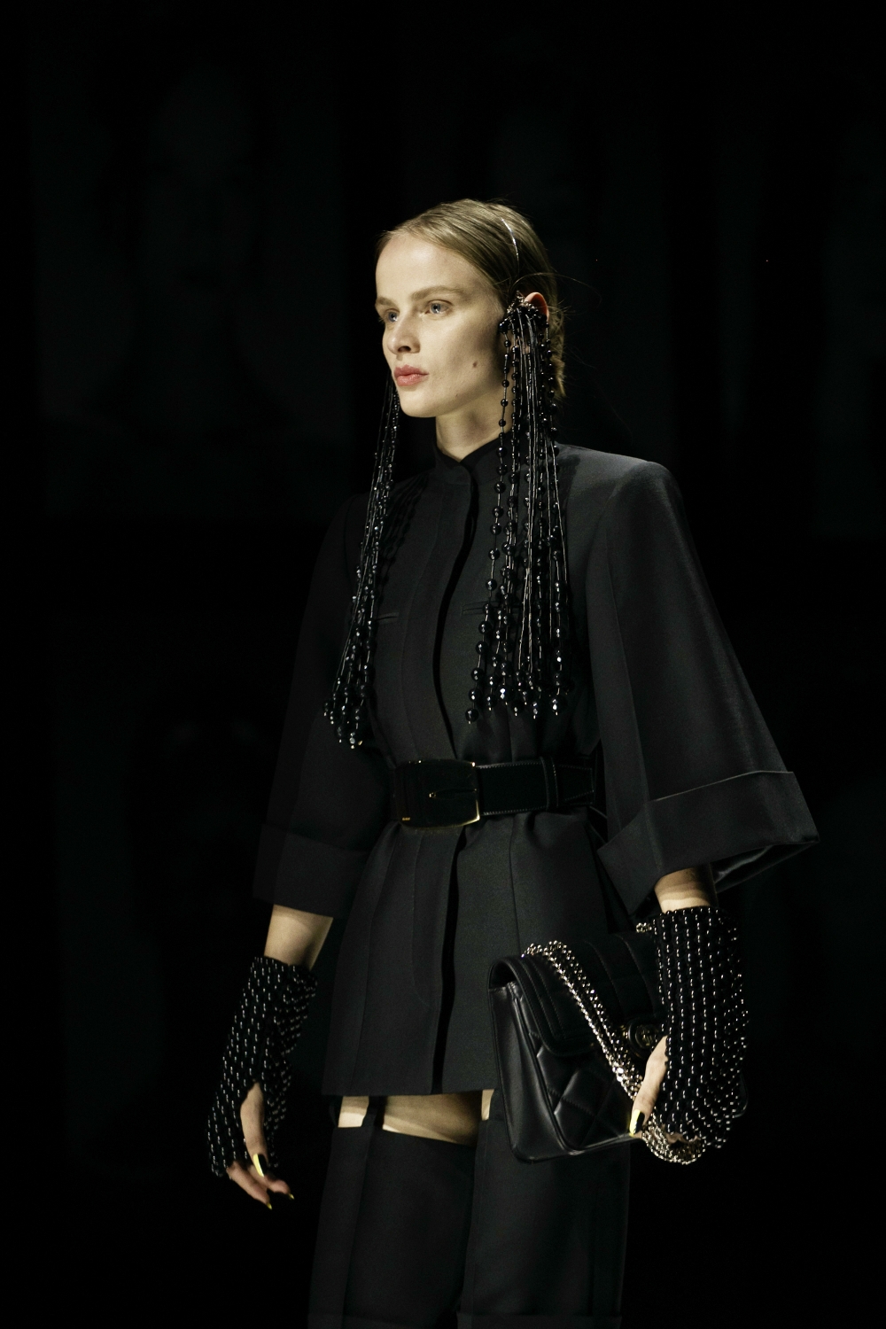 復古的廓型,讓這款方包看起來更加優雅。