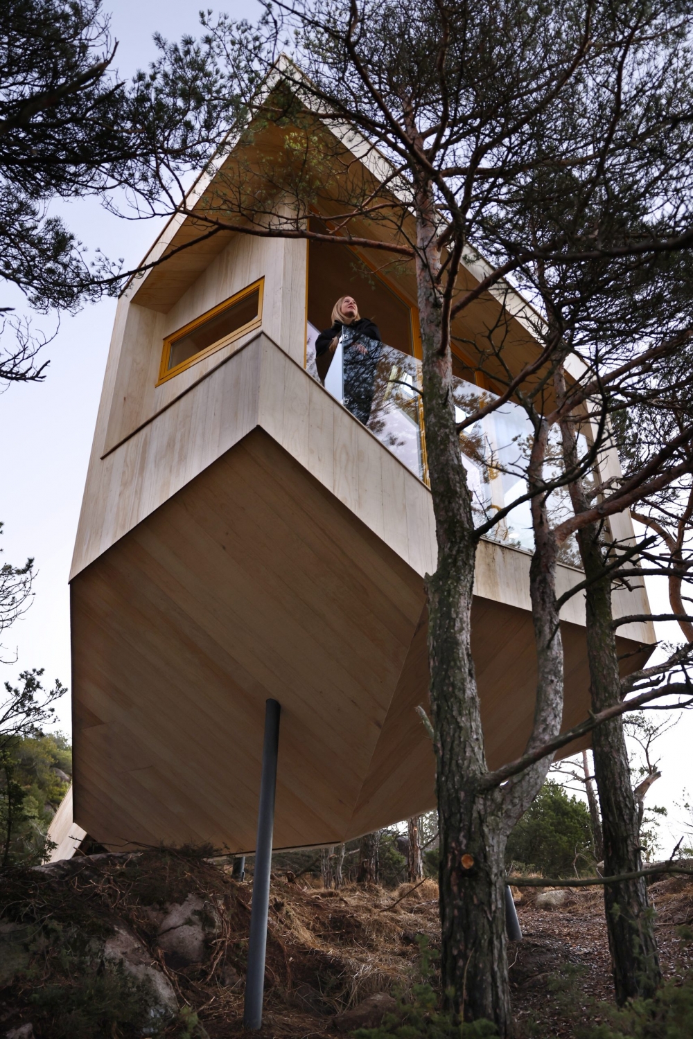 建築師Manuela Hardy是木屋的設計者。