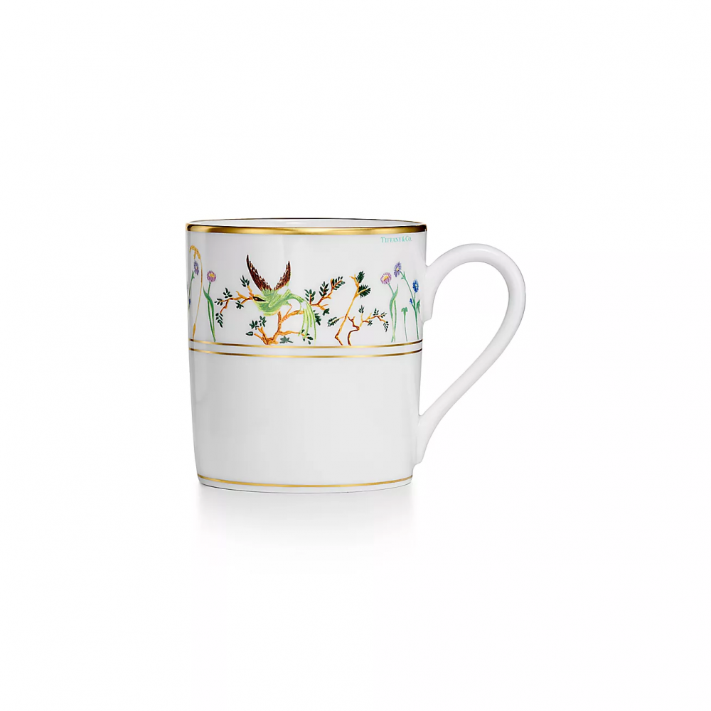 Tiffany & Co.手繪金色邊緣為這款瓷杯增添了精緻感