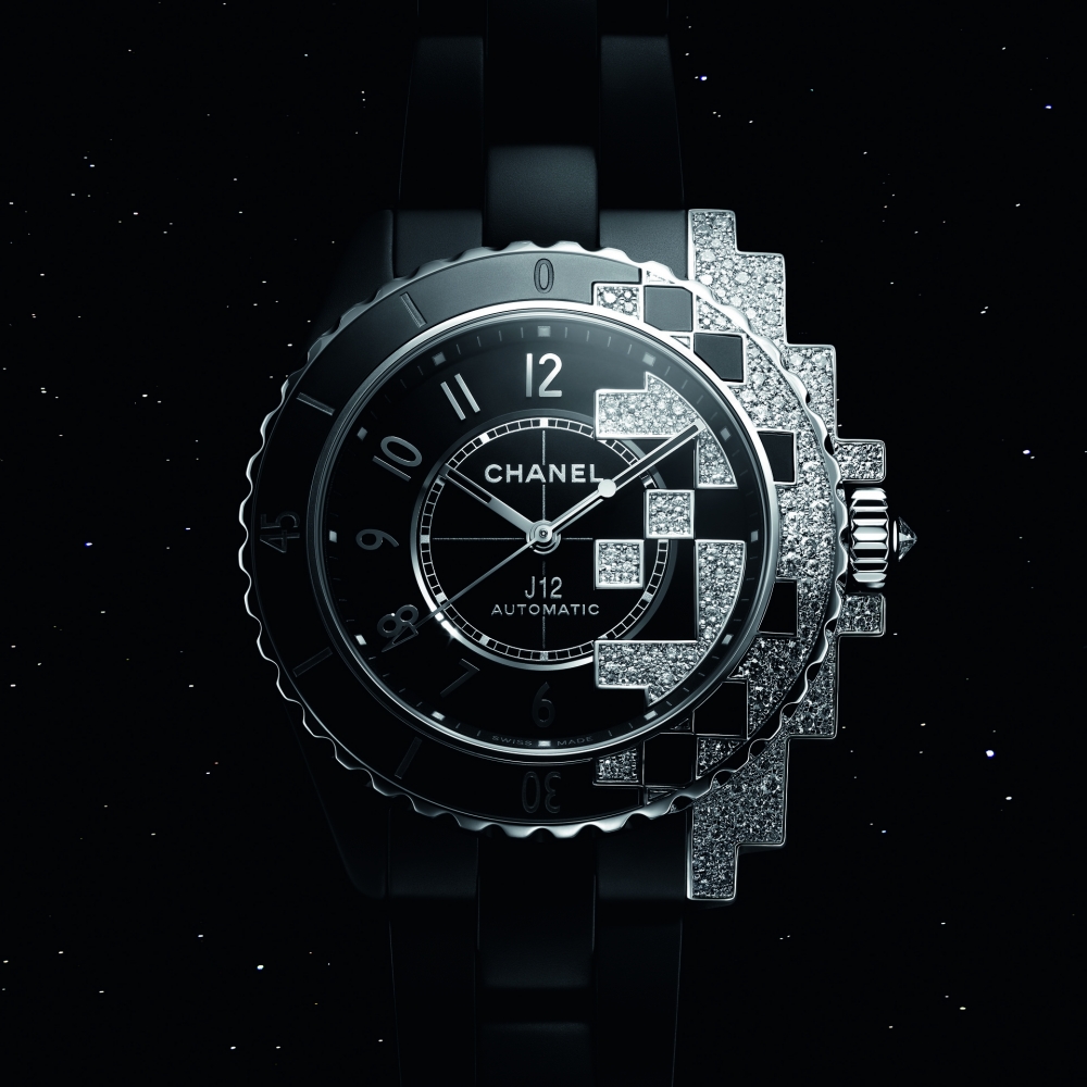 CHANEL J12 HYPER CYBERNETIC 腕錶