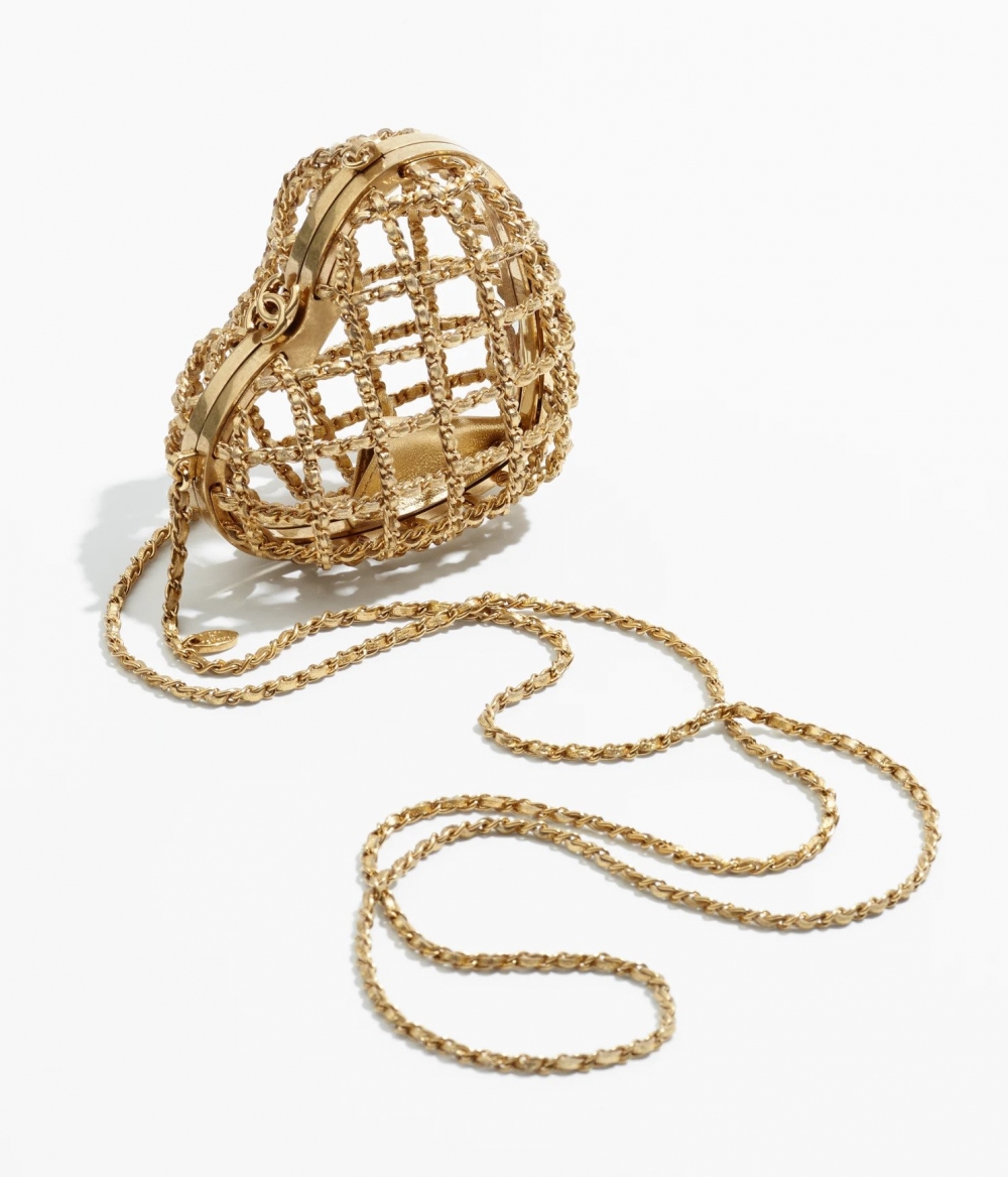 高貴之中又帶點俏皮的氛圍。