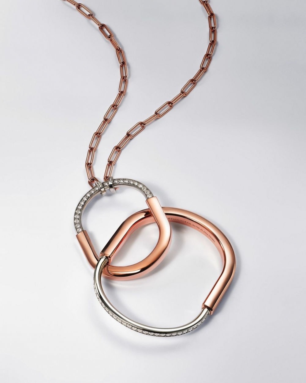 Tiffany Lock在推出手鐲與戒指之後再推出新單品。