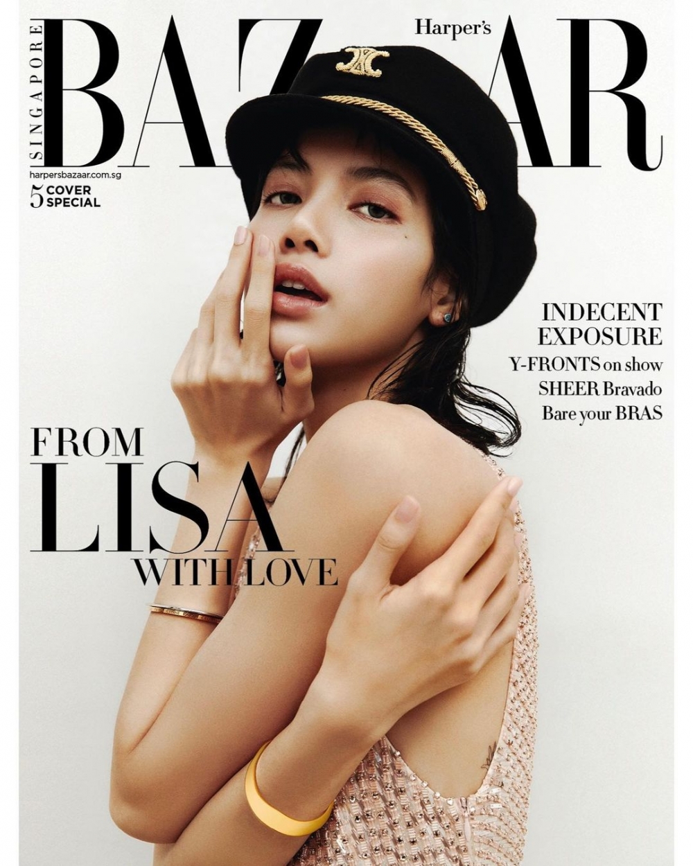 新加坡版《Haper’s Bazaar》公開全新畫報，邀請Lisa登上封面