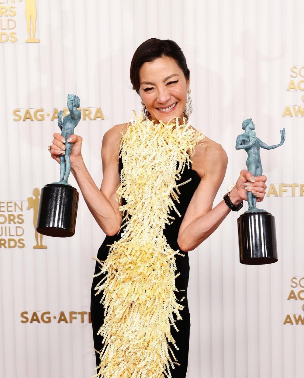 搶眼的造型當時也引起討論。