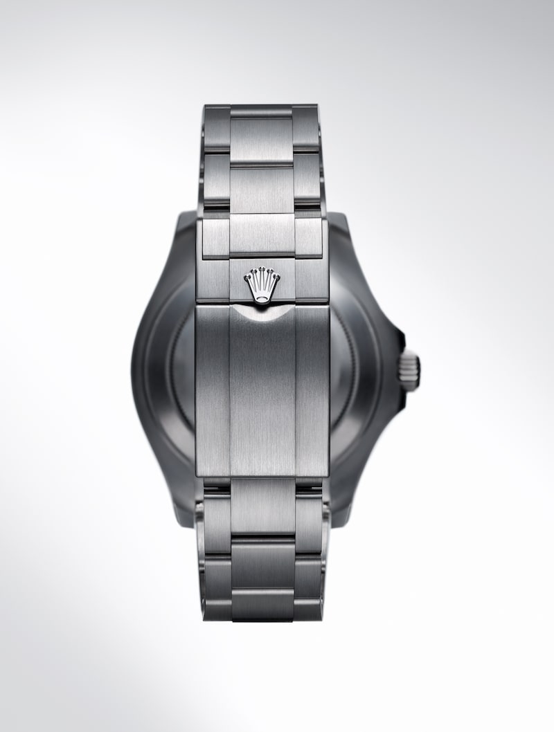 輕盈材質堅固輕巧,正是適合運動人士的理想之選