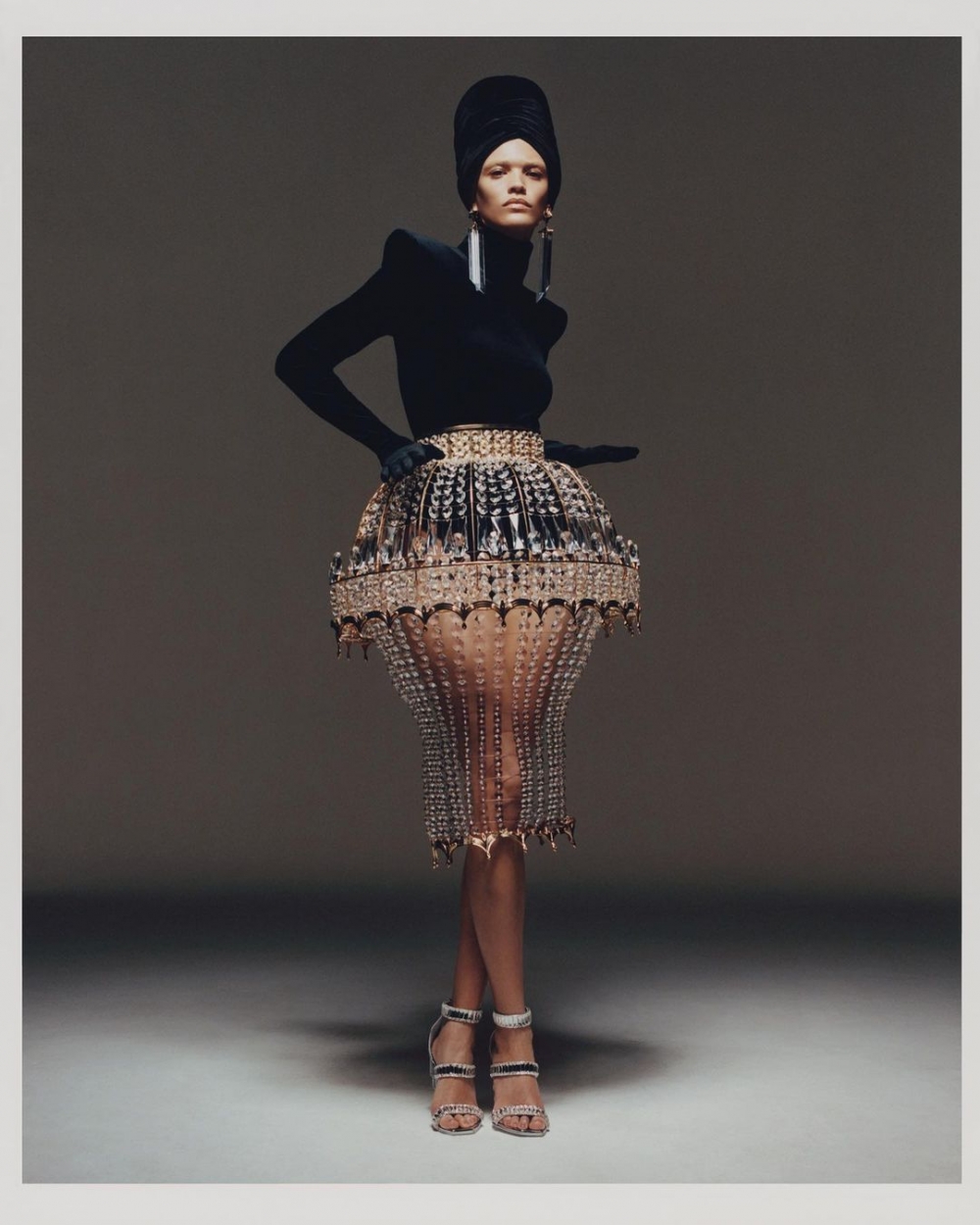 Beyoncé x Balmain Renaissance Couture 系列〈THIQUE〉