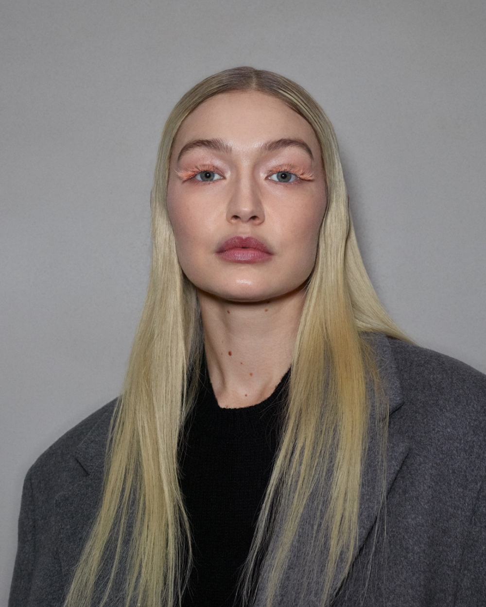 Prada秀場上的飛揚睫毛