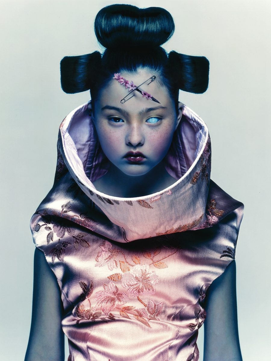 Nick Knight於1997年掌鏡拍攝的Alexander McQueen廣告