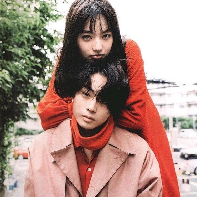 兩人是並肩同行的最佳戰友