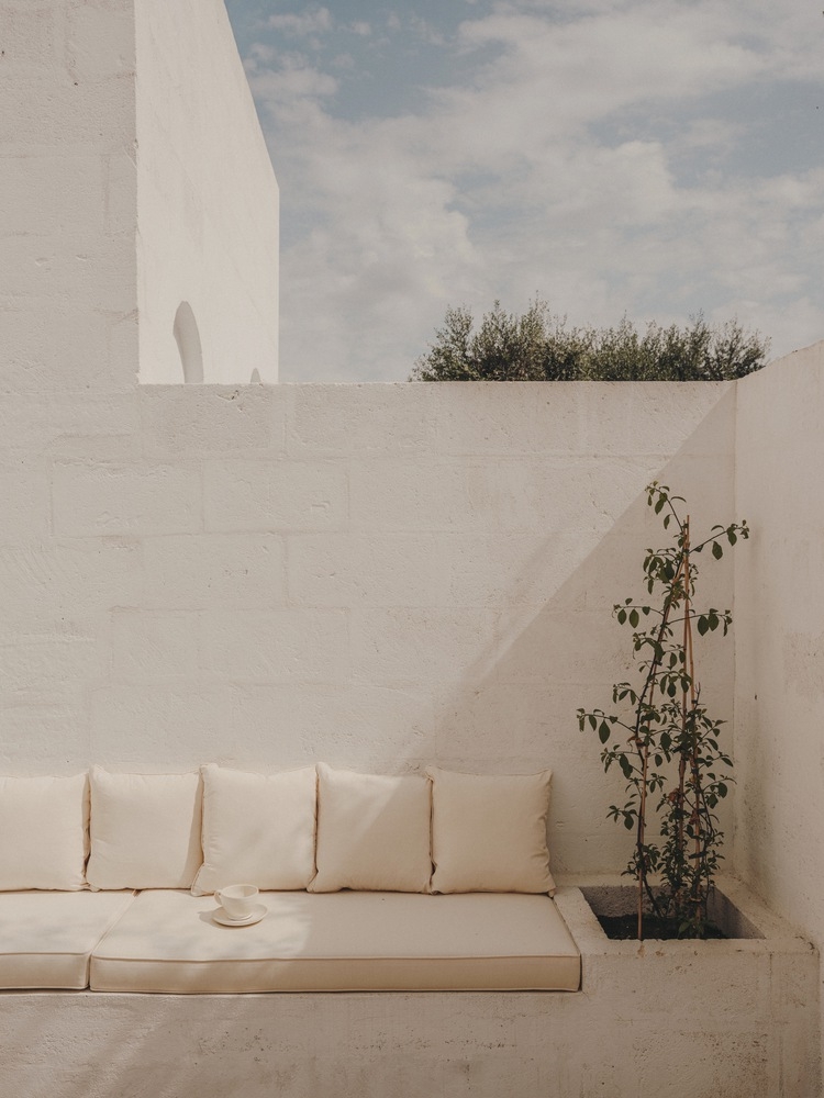 戶外空間座椅。