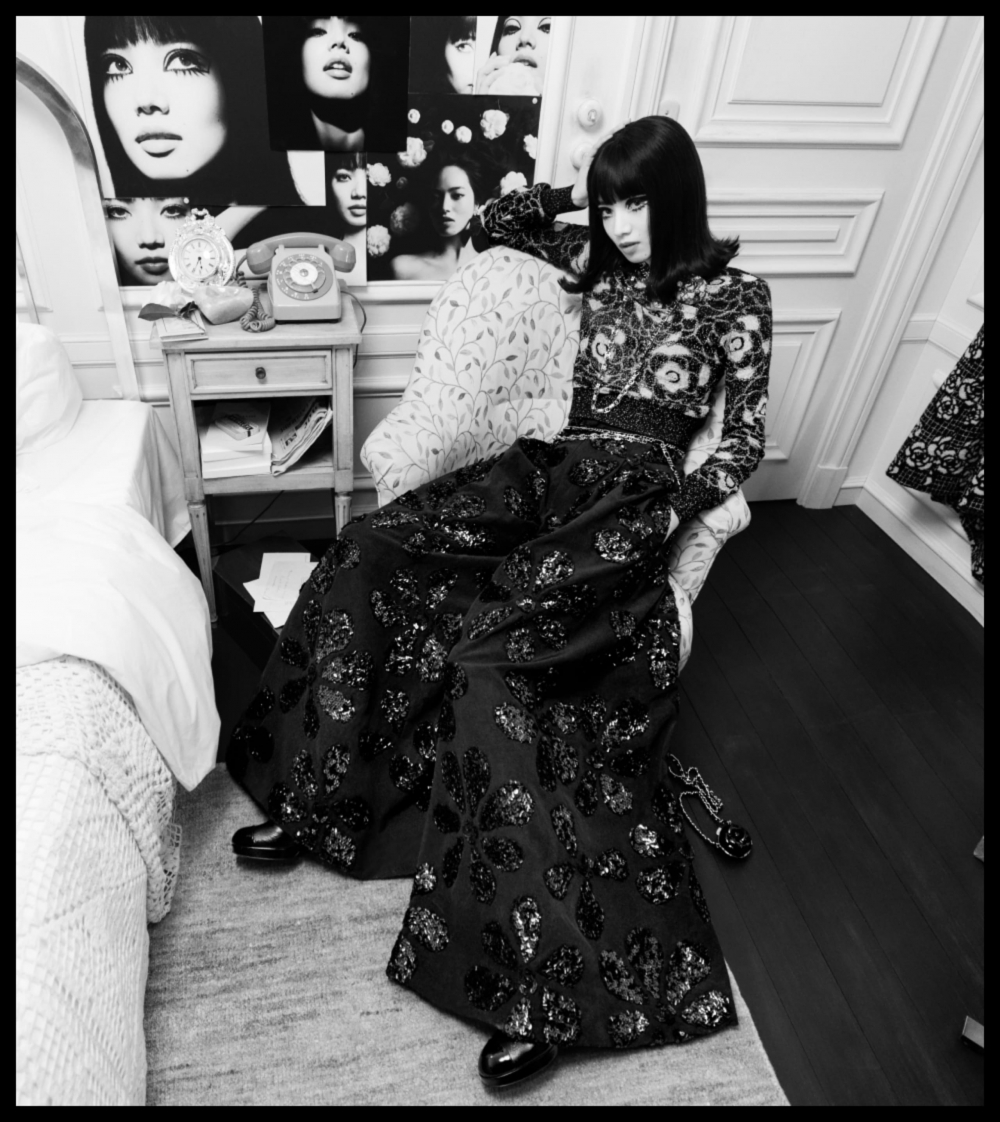 一個眼神就震懾人心,讓人看得目不轉睛