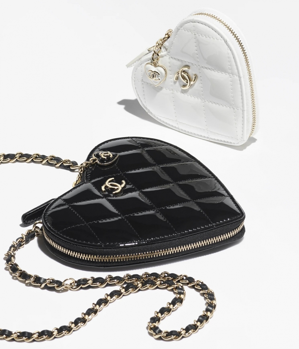 愛心鏈條手提包。