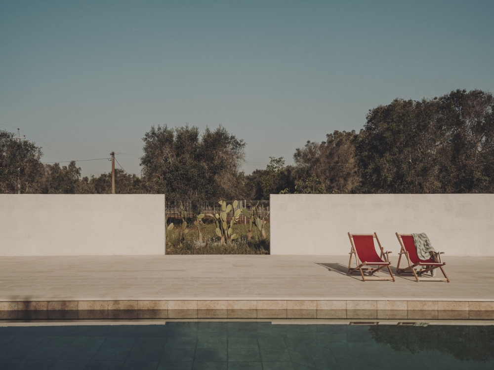 公共游泳池是度假不可或缺的元素。