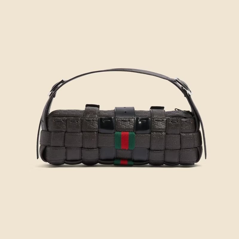 在背面也藏有一個亮點。