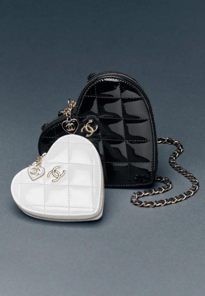 手袋及配件皮具一系列美得熠熠生輝。