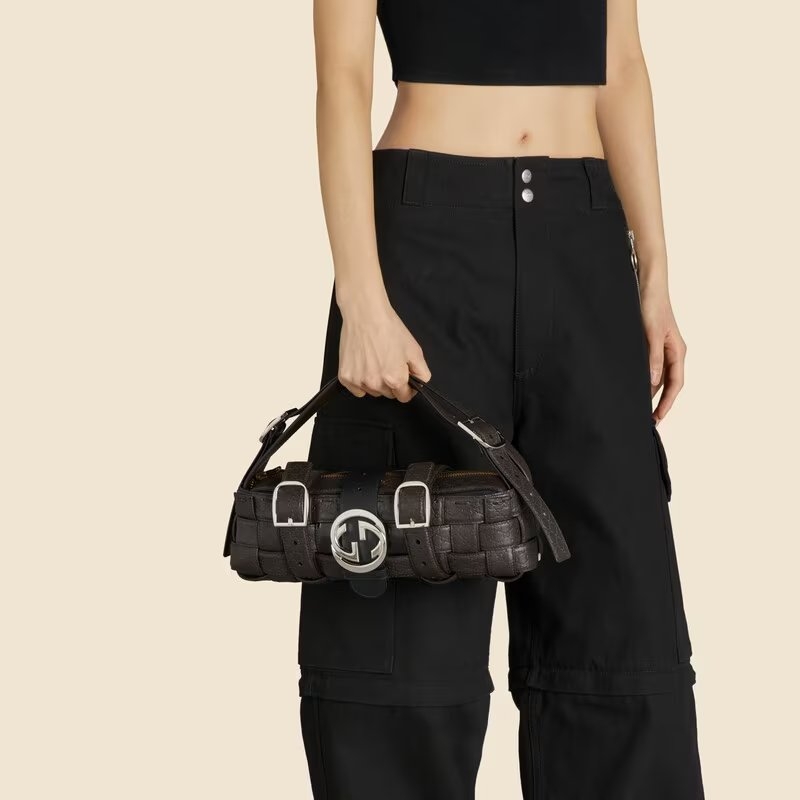 加入在穿搭之中也非常出色。