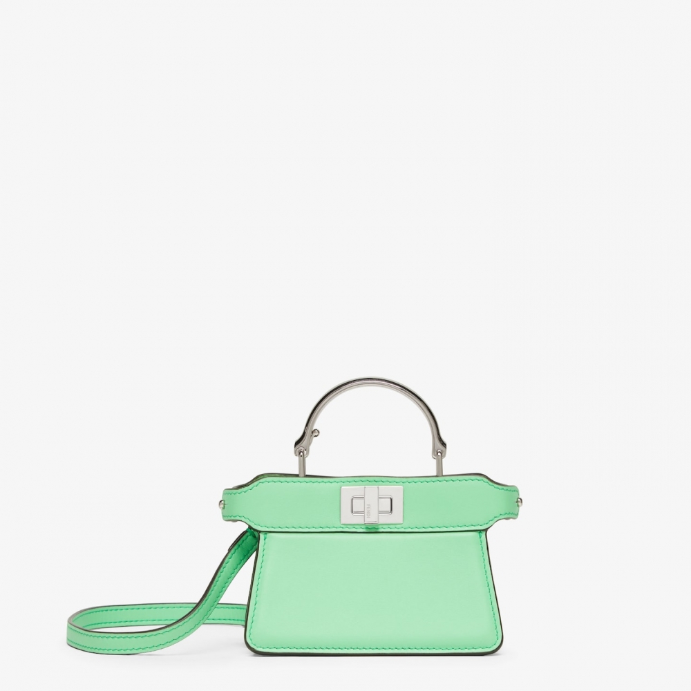 FENDI Nano Peekaboo Maxi Handle-綠色。
