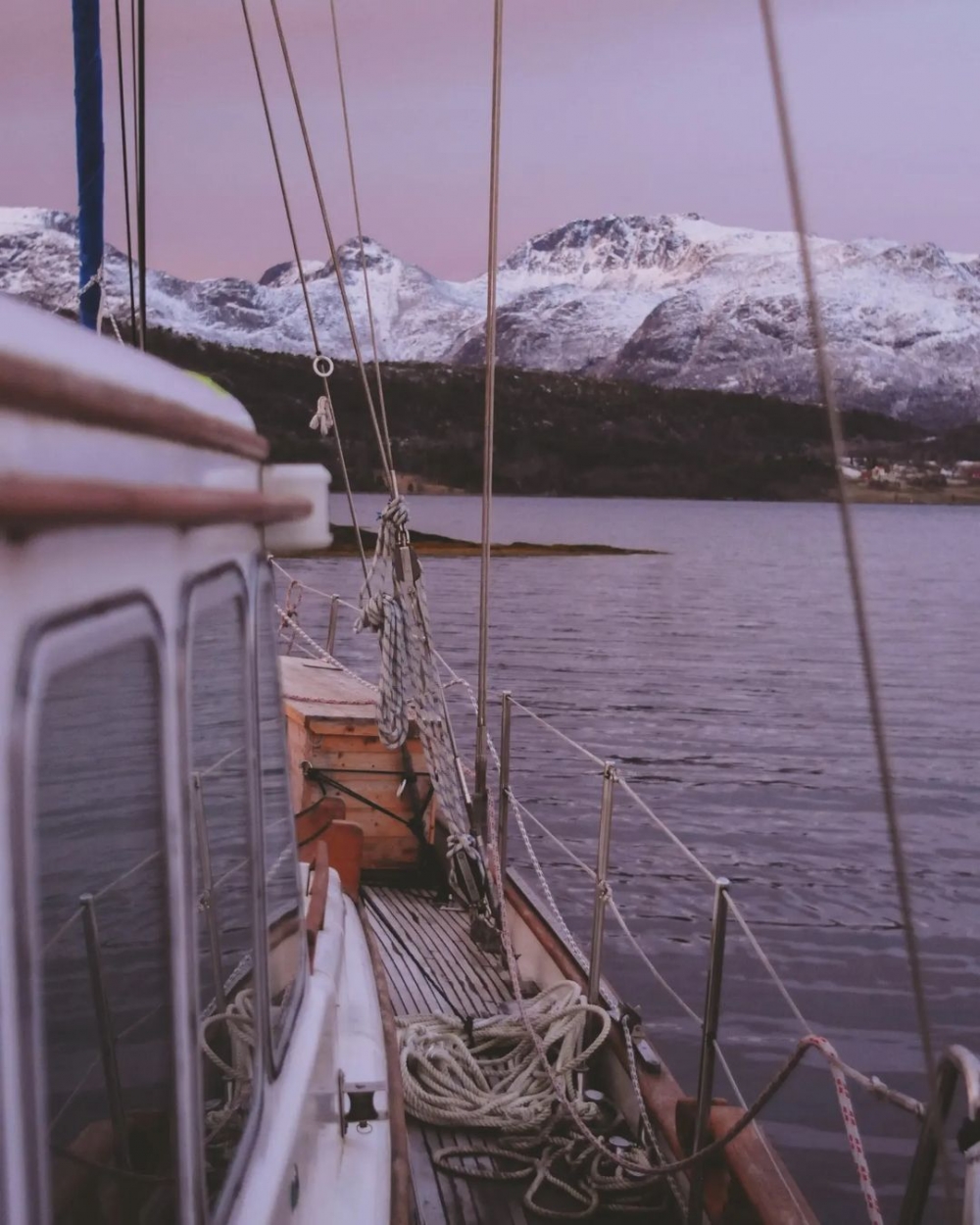 她也經常分享北極圈的各種景色