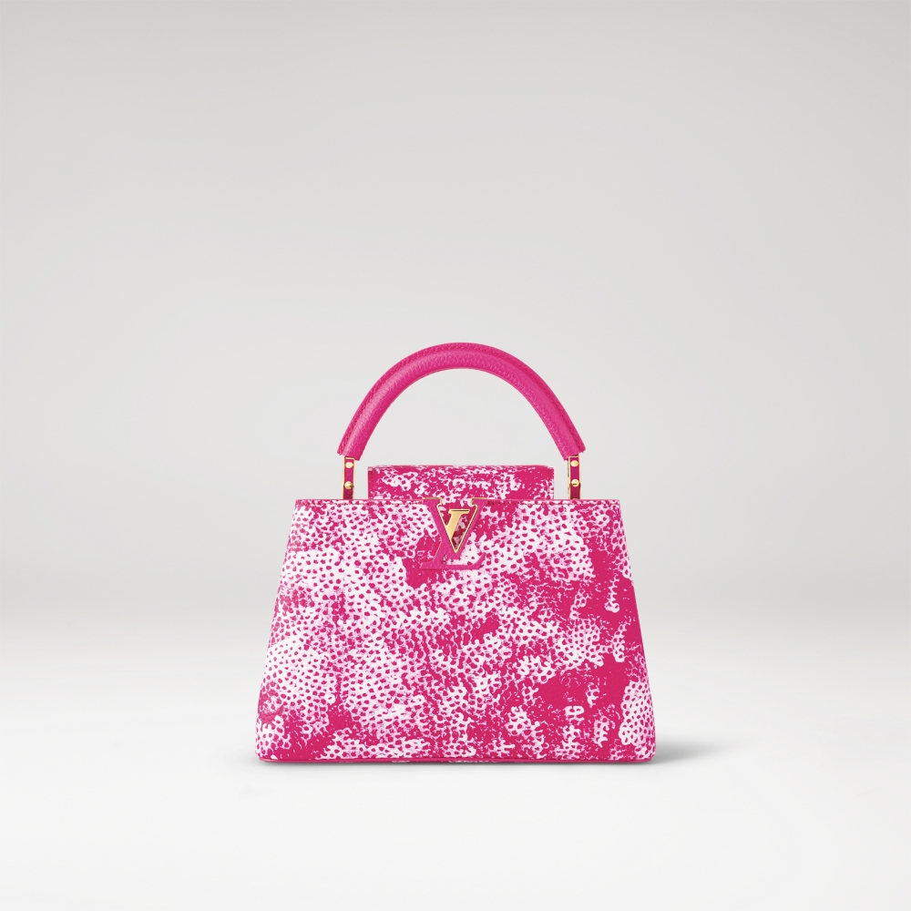 另一款則是紫紅色的版本。