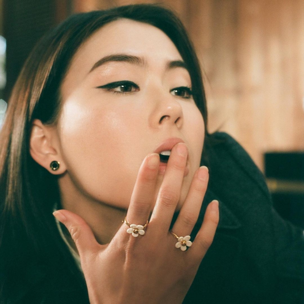 由Netflix日本戀愛節目《雙層公寓：夏威夷》，備受矚目的模特兒Lauren Tsai。